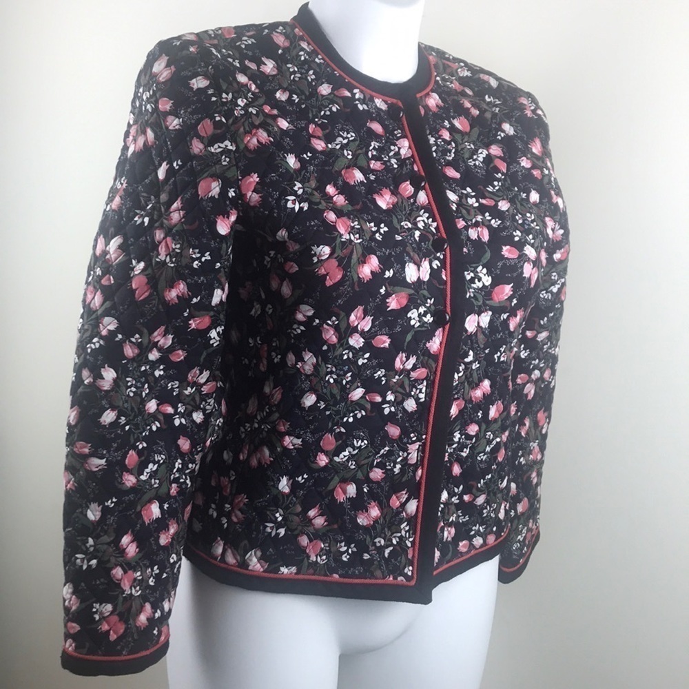 Vintage Boston Traveler Floral Quilted Jacket Black Pink 12 - Picture 13 of 16